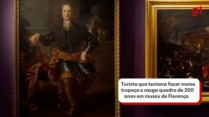 Turista que tentava fazer meme tropeça e rasga quadro de 300 anos em museu de Florença