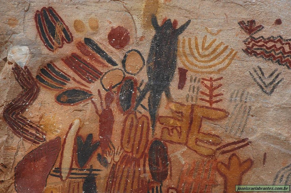 Detalhe de grafismos rupestres em paredão do Parque Nacional Cavernas do Peruaçu， Minas Gerais — Foto: José Israel Abrantes