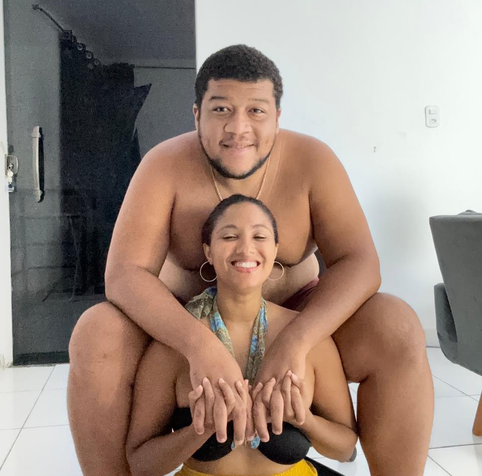 Felipe e Márcia estão juntos há 14 anos e começaram a ir em pousadas liberais em 2024. — Foto: Acervo pessoal