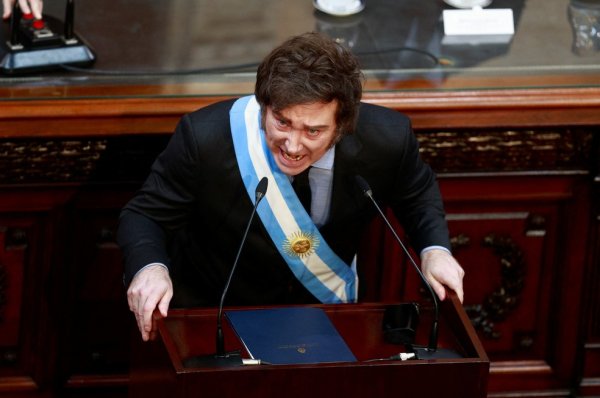 8ubet Milei anuncia que estrangeiros que fizerem &#39;investimentos relevantes&#39; na Argentina poderão solicitar cidadania