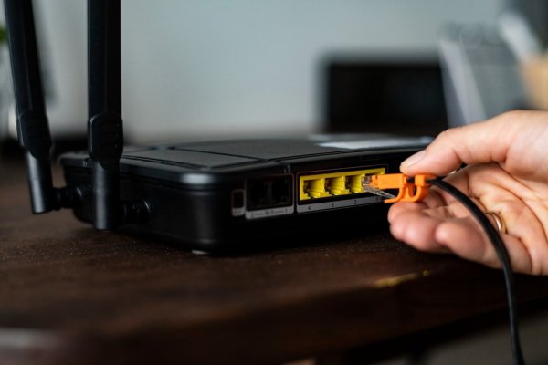 8ucom Tchau, internet discada: AOL vai desligar seus últimos modems ativos nos EUA