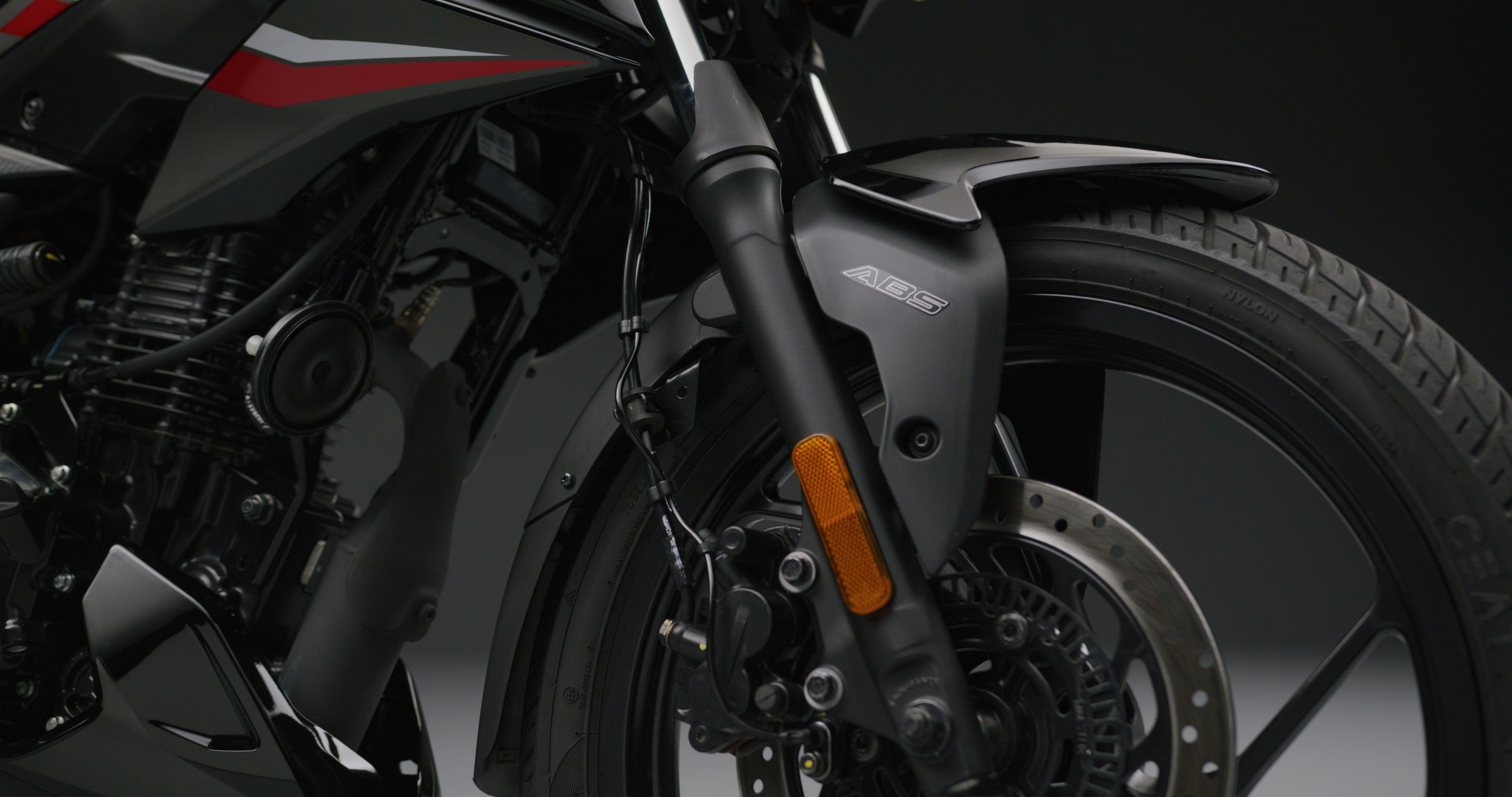 Bajaj Pulsar N150 — Foto: Divulgação | Bajaj
